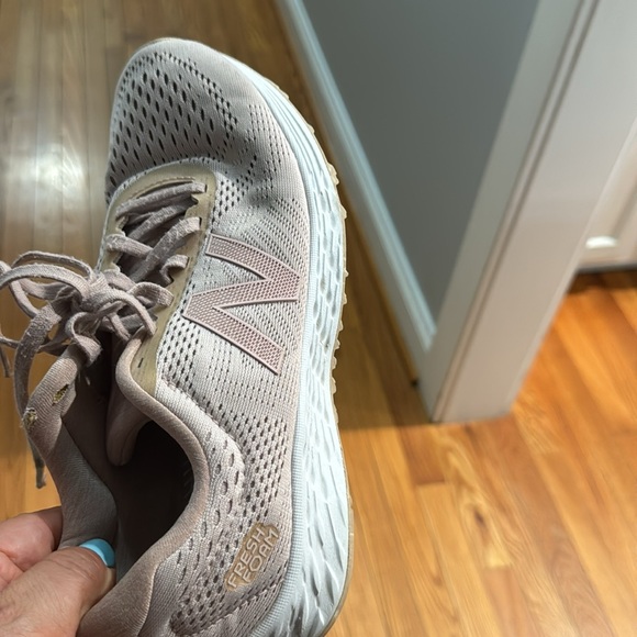 Good new balance sneaker - Picture 8 of 8